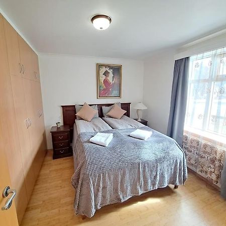 Spacious Apartment -Top Location Ακουρέιρι Εξωτερικό φωτογραφία