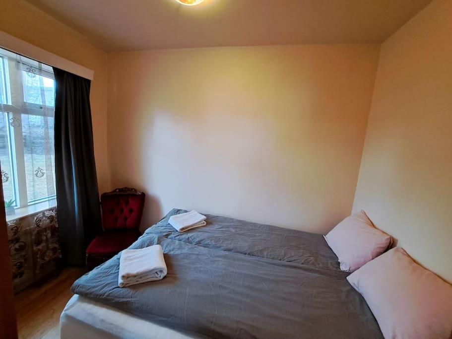 Spacious Apartment -Top Location Ακουρέιρι Εξωτερικό φωτογραφία