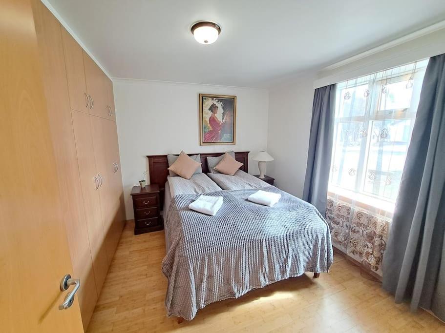 Spacious Apartment -Top Location Ακουρέιρι Εξωτερικό φωτογραφία