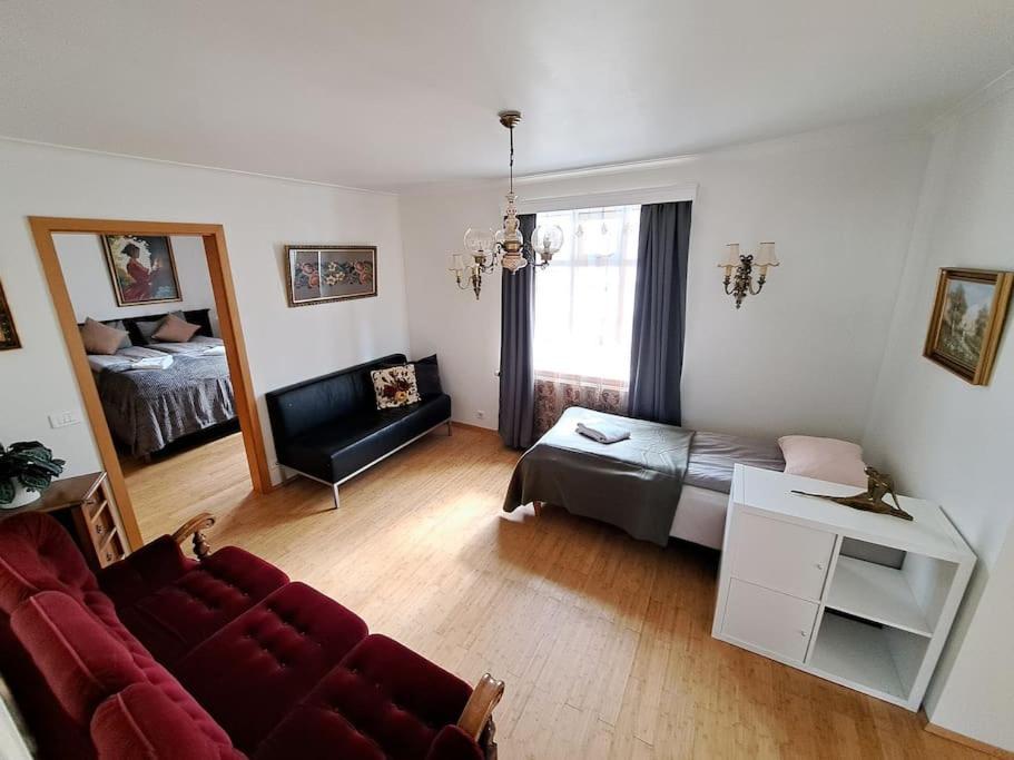 Spacious Apartment -Top Location Ακουρέιρι Εξωτερικό φωτογραφία